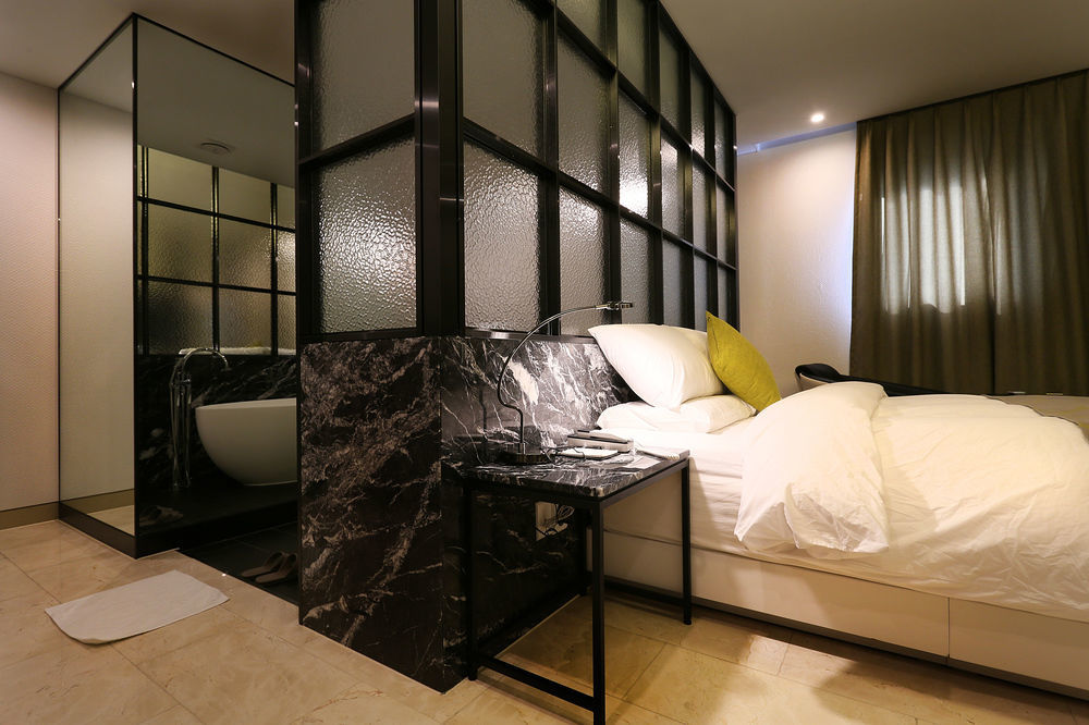 Circle Hotel Incheon Buitenkant foto