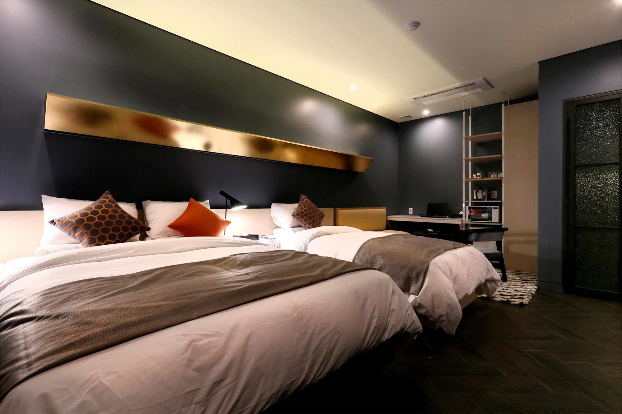 Circle Hotel Incheon Buitenkant foto