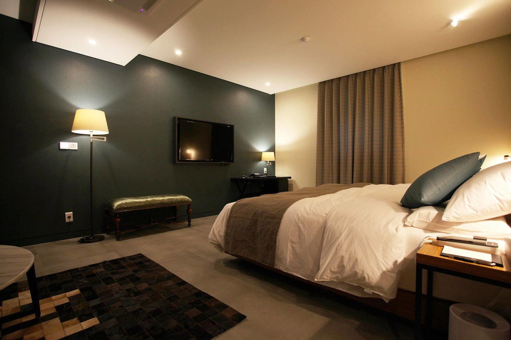 Circle Hotel Incheon Buitenkant foto